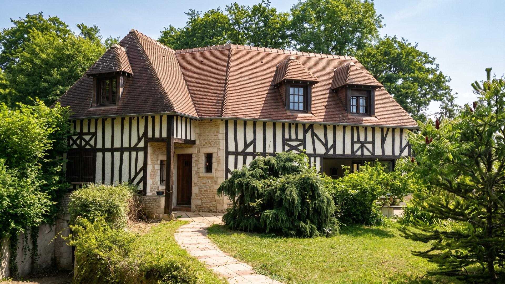Villa Normande, maison à colombages au cœur du jardin